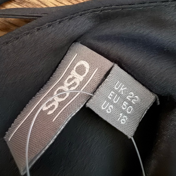 🆕 ASOS Curve Satin Dress Size 18 - Picture 13 of 15